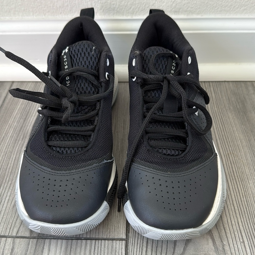 Steph Curry  SC30 shoes size 5